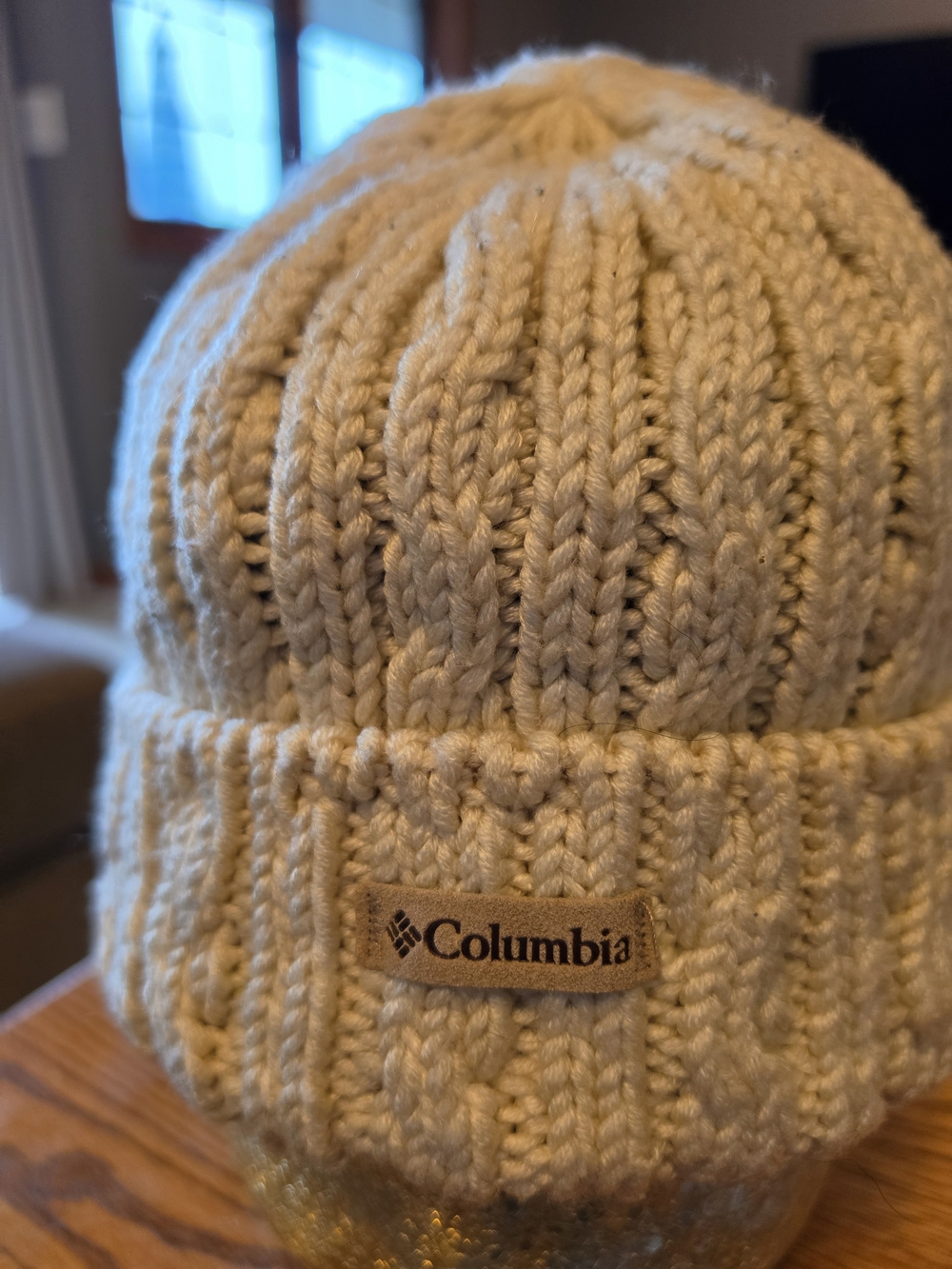 Columbia Women's Cream Cable Knit Beanie